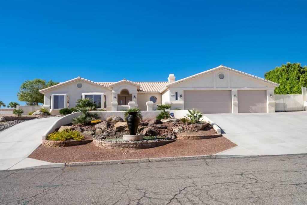 Grand Havasu Oasis With Custom Pool & Spa! مدينة ليك هافاسو المظهر الخارجي الصورة