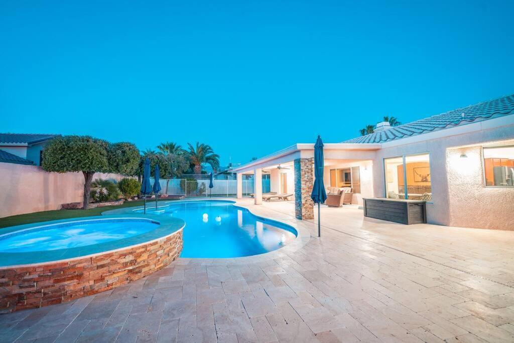 Grand Havasu Oasis With Custom Pool & Spa! مدينة ليك هافاسو المظهر الخارجي الصورة