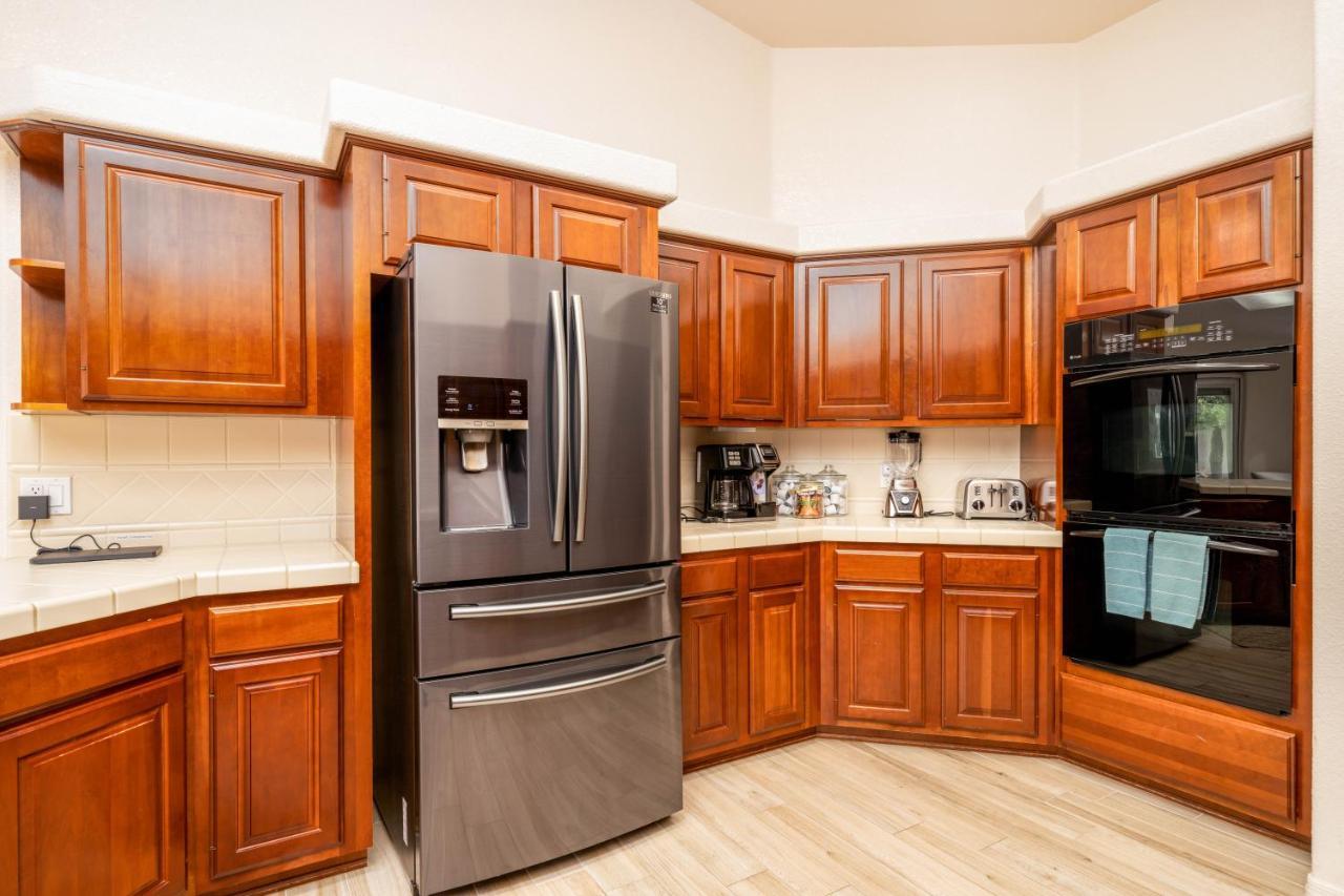 Grand Havasu Oasis With Custom Pool & Spa! مدينة ليك هافاسو المظهر الخارجي الصورة