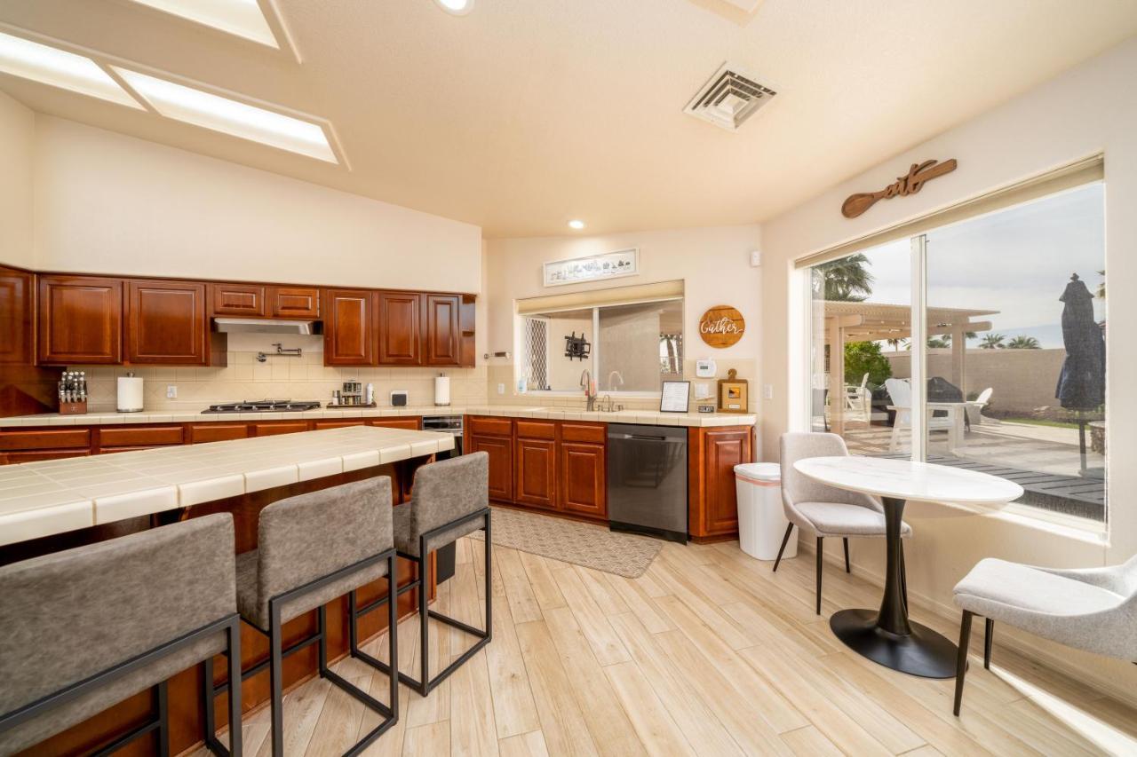 Grand Havasu Oasis With Custom Pool & Spa! مدينة ليك هافاسو المظهر الخارجي الصورة
